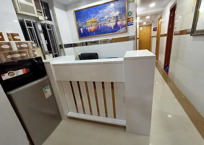 Rhine Guest House Hong Kong